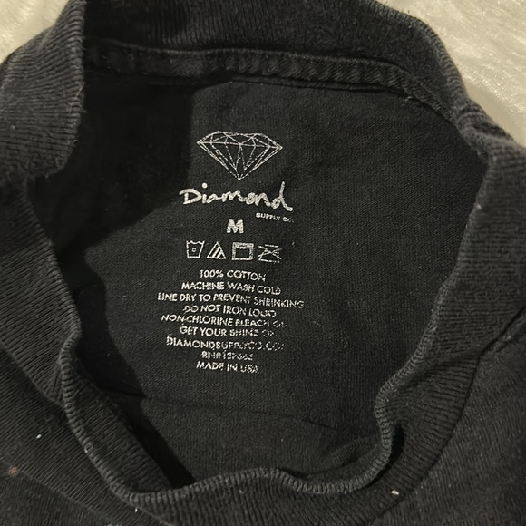 Diamond black distressed t shirt size medium - Picture 5 of 6
